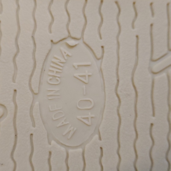 Bride Slippers - Picture 8 of 10